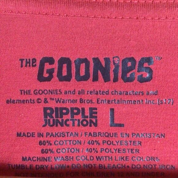 The Goonies Never Say Die movie T Shirt Red Black Large - Picture 3 of 4